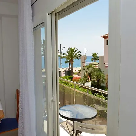 Апартаменти Tropic Seafront Льорет-де-Мар