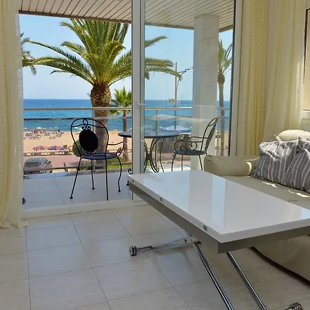 Tropic Seafront Apartamento
